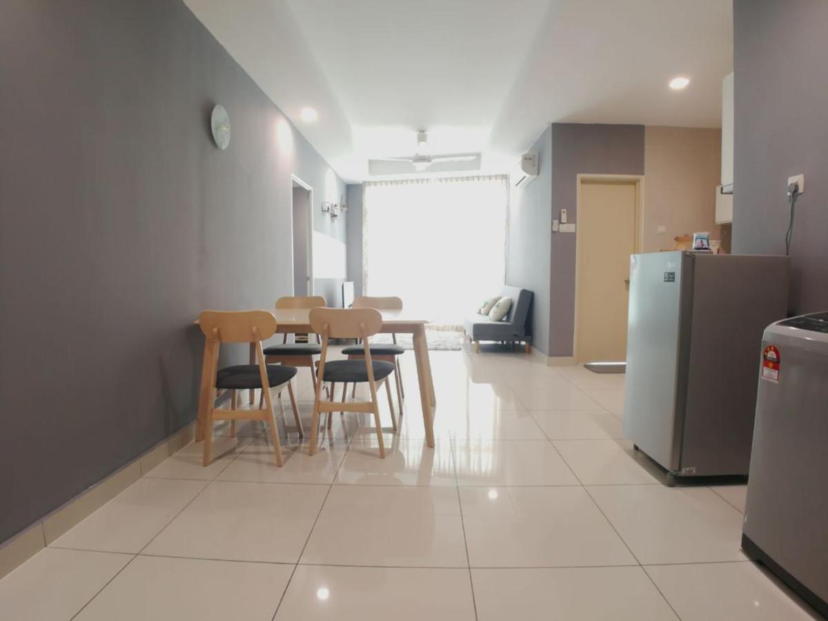 Central Residence Homestay2 @ Sungai Besi, Куала Лумпур Екстериор снимка